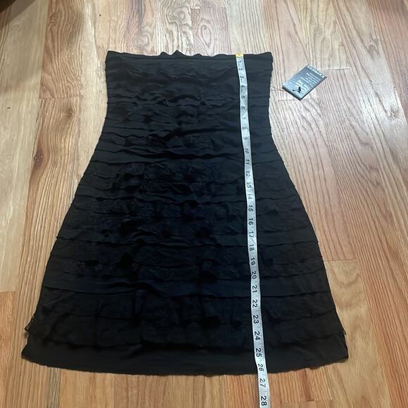 Express - Black Strapless tiered Lace Ruffle Dress size XS new with tag - Picture 4 of 7